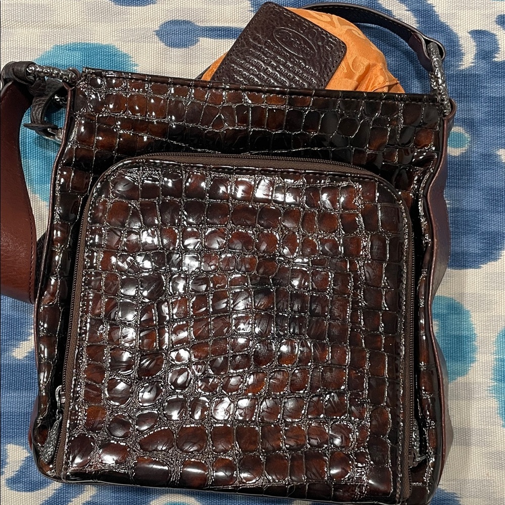 Elegant Brown Crocodile-Embossed Men's Bag